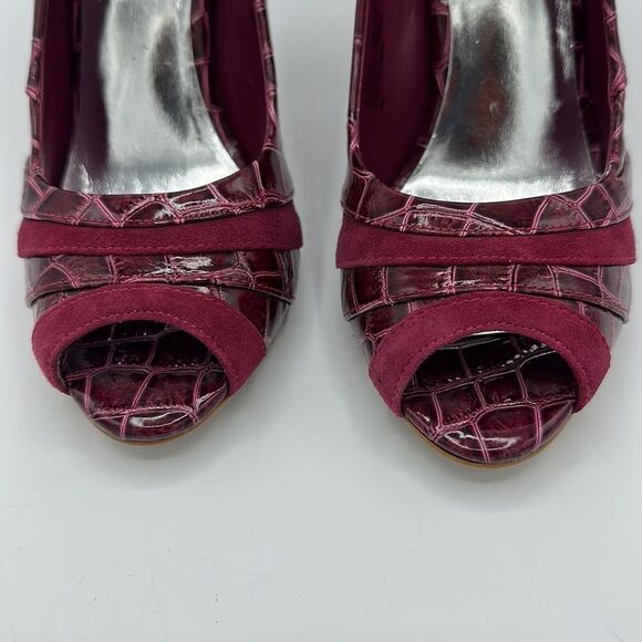 WHBM Size 6M Shoes Heels Pumps Shoes Maddox Faux Alligator - Picture 4 of 15